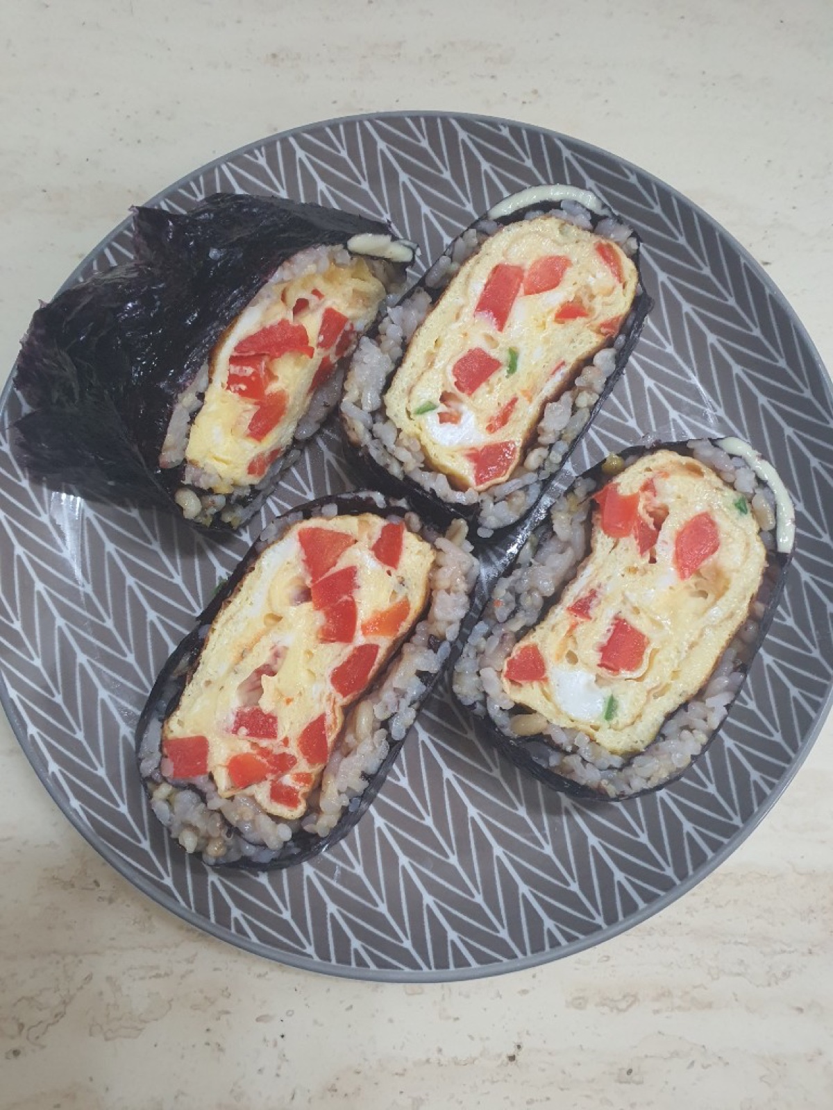 Egg omelet kimbap slices